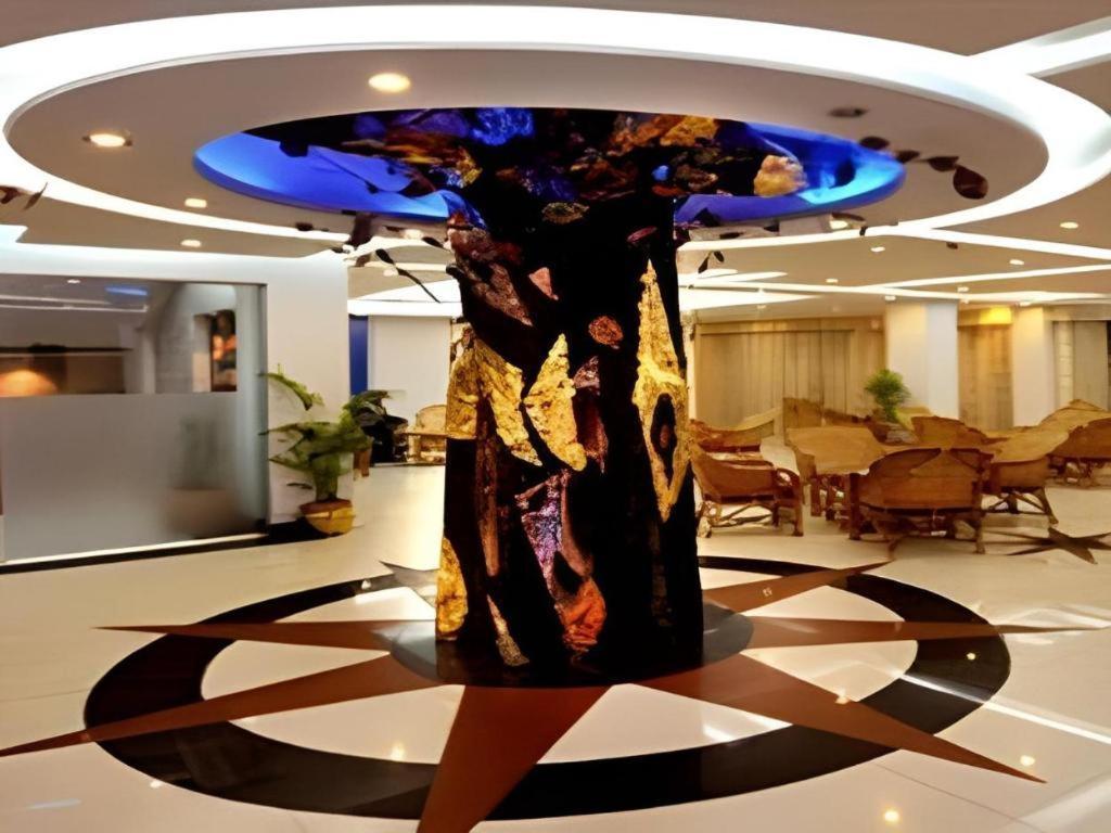 Hotel Tower Inn, Читтагонг Экстерьер фото